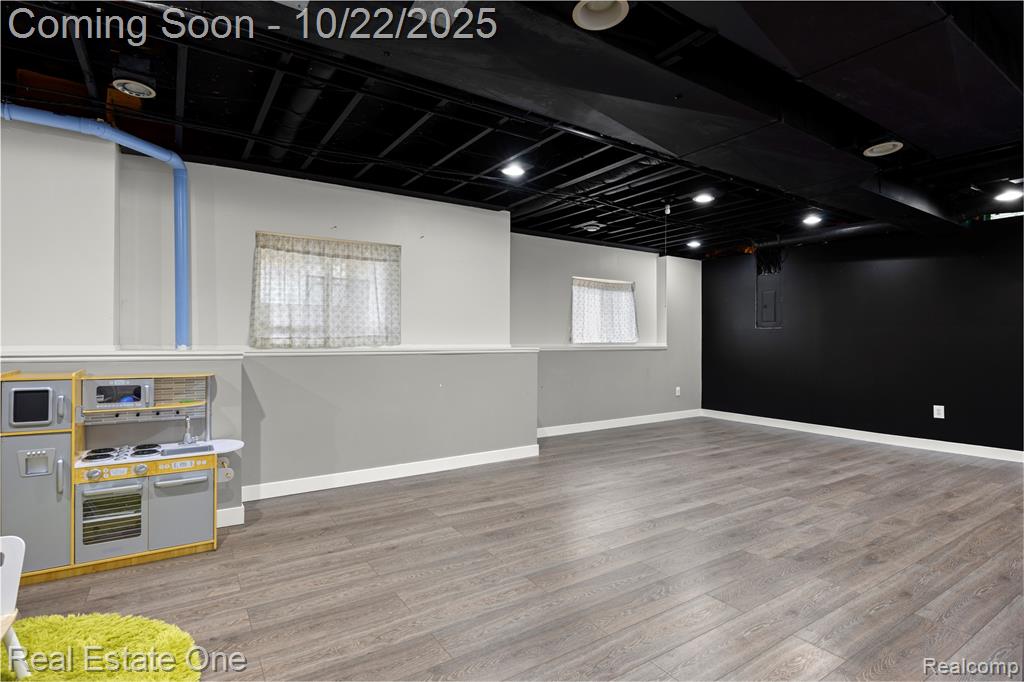 445 Gleneagles Court, Oxford, MI 48371 — Photo 35