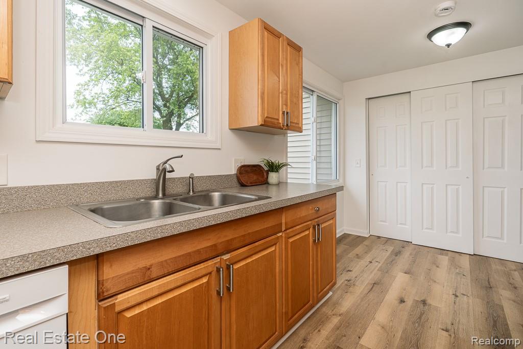 8249 Beers Road, Swartz Creek, MI 48473 — Photo 13