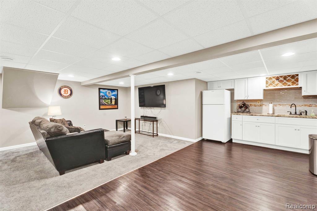 41225 Greenspire Drive, Clinton Twp, MI 48038 — Photo 26