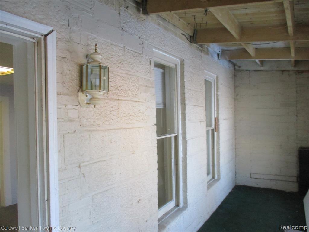 910 W Main Street, Owosso, MI 48867 — Photo 20