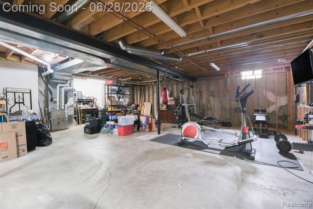 9230 Kelly Lake Drive, Clarkston, MI 48348 — Photo 32