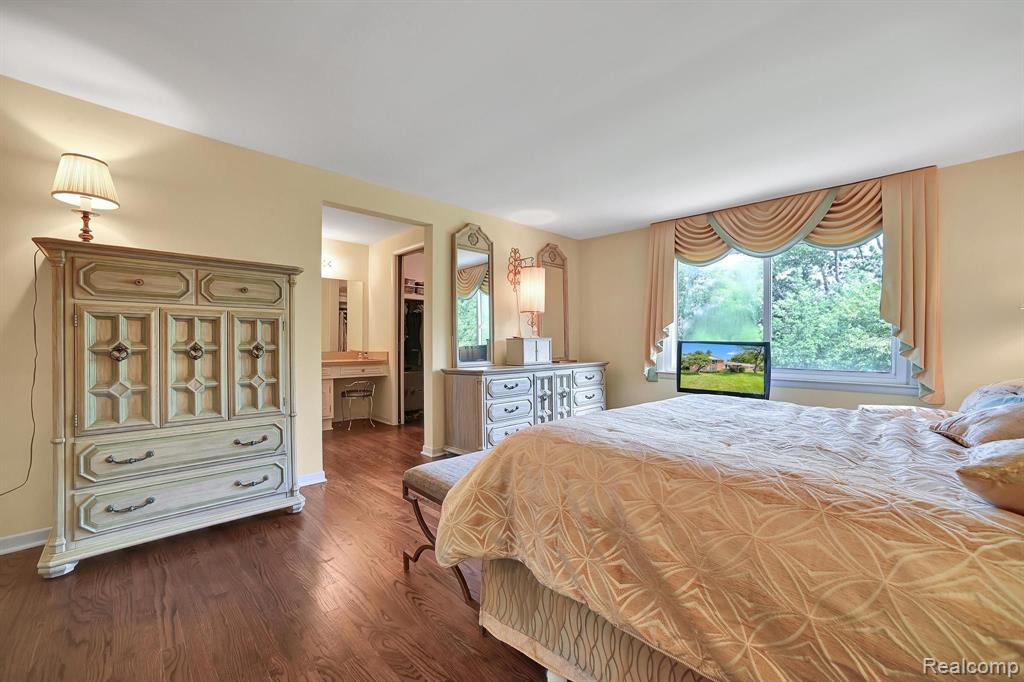 530 WHITEHALL Road, Bloomfield Hills, MI 48304 — Photo 47