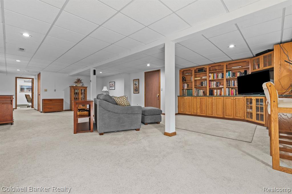 42012 PON MEADOW Drive, Northville, MI 48168 — Photo 25