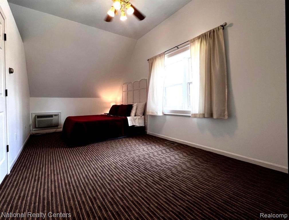 7001 Locklin Court, West Bloomfield, MI 48324 — Photo 10
