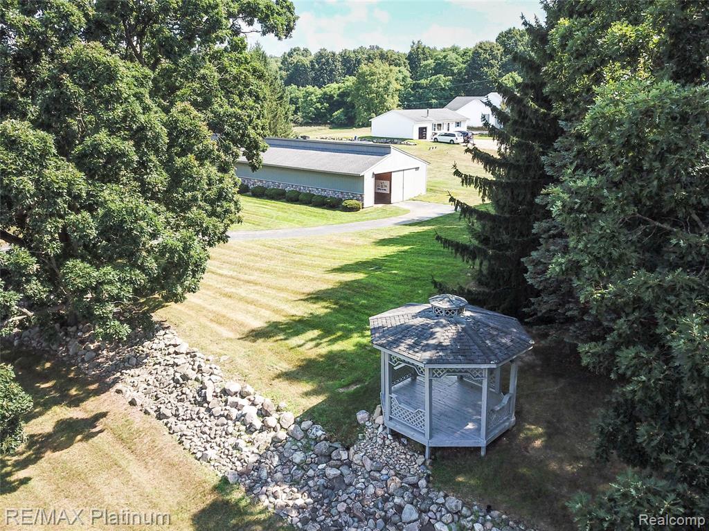 5160 Fenton Road, Fenton, MI 48430 — Photo 63
