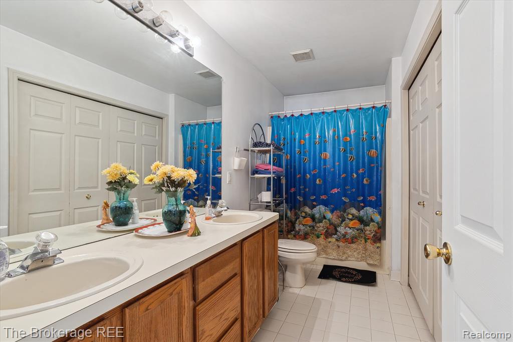 4104 Pond Run, Canton, MI 48188 — Photo 44