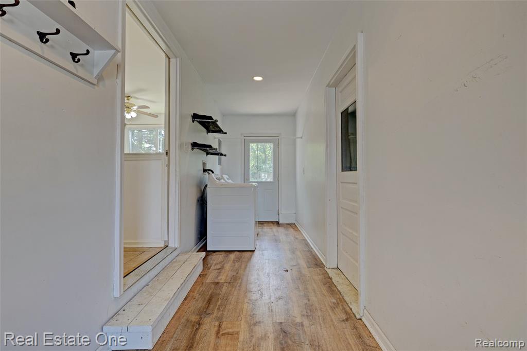 705 Richard Street, Holly, MI 48442 — Photo 15