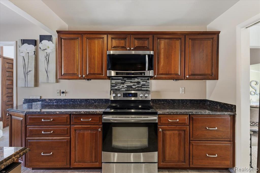 6579 Balmoral Terrace, Clarkston, MI — Photo 16