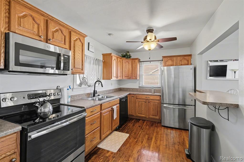 5091 W Carpenter Road, Flint, MI 48504 — Photo 13