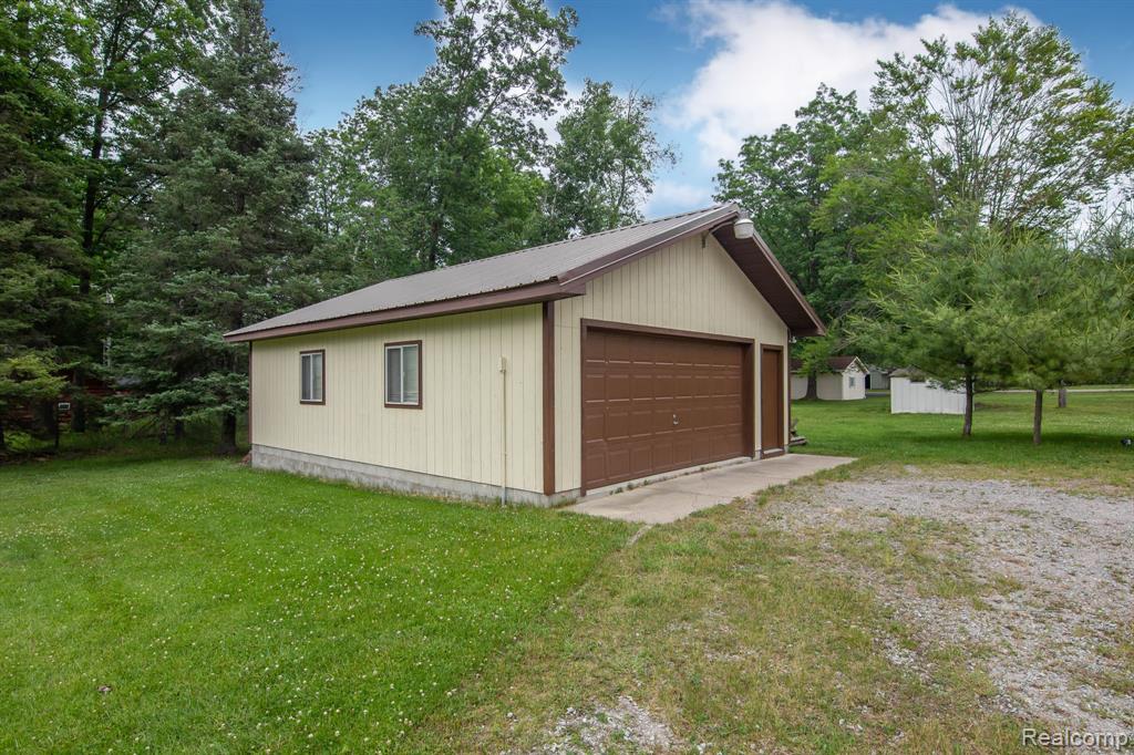 2433 E Fox Road, Lincoln, MI 48742 — Photo 4