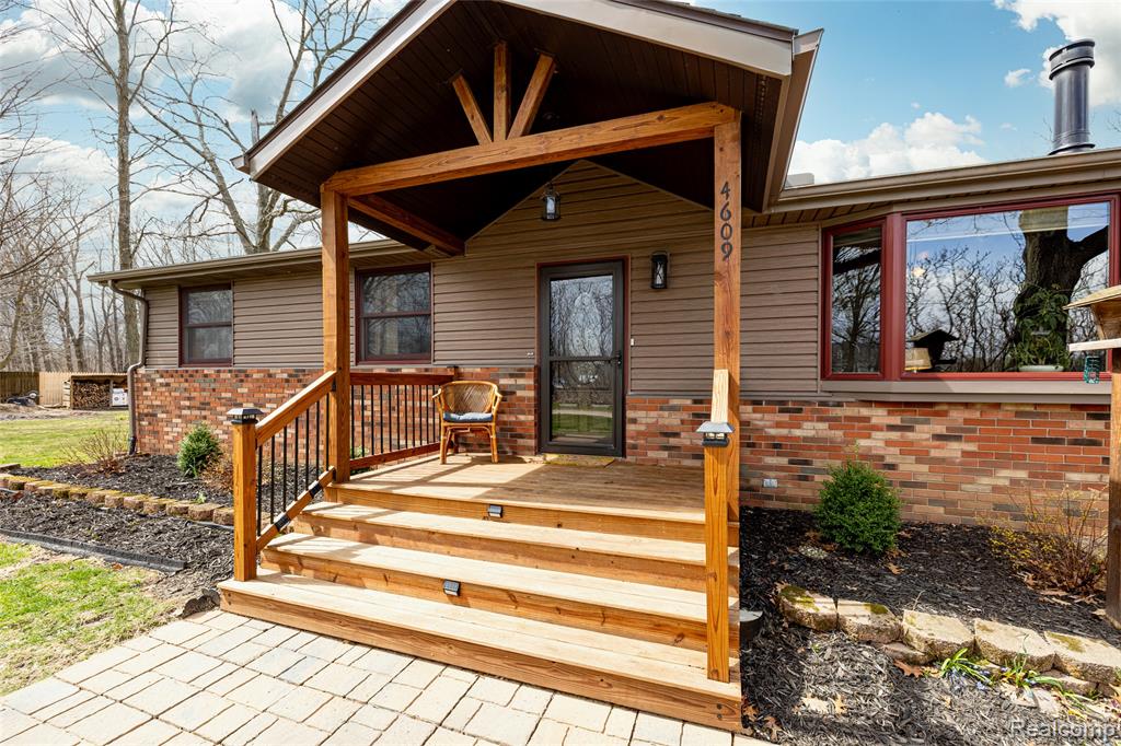 4609 Parker Drive, Howell, MI 48843 — Photo 3