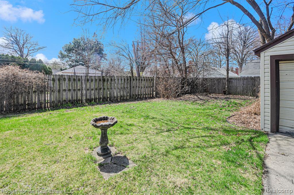 4849 Grayton Street, Detroit, MI 48224 — Photo 24