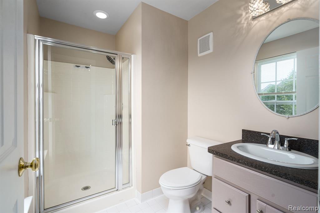 5200 ADDINGTON Drive, 49, Commerce Twp, MI 48390 — Photo 23