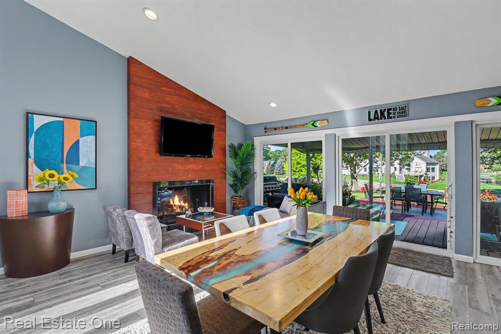 310 Pine Tree Rd Road, Lake Orion, MI 48362 — Photo 13