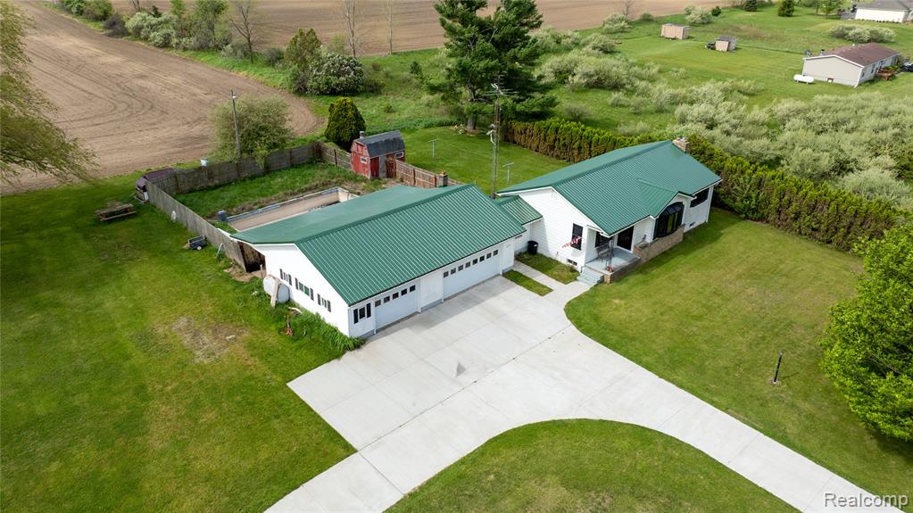 6373 Norman Road, Grant, MI 48032 — Photo 28