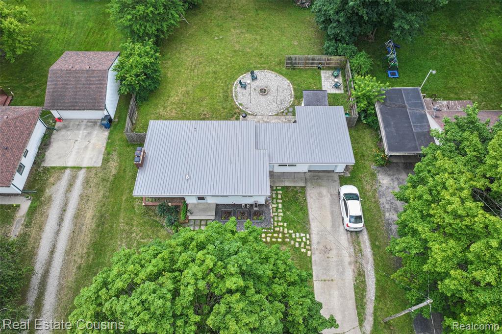 135 Bevins Street, Holly, MI 48442 — Photo 30