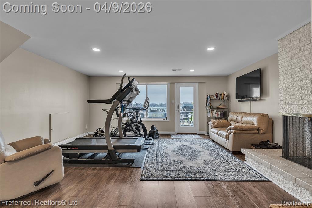 4869 Motorway Drive, Waterford, MI 48328 — Photo 56
