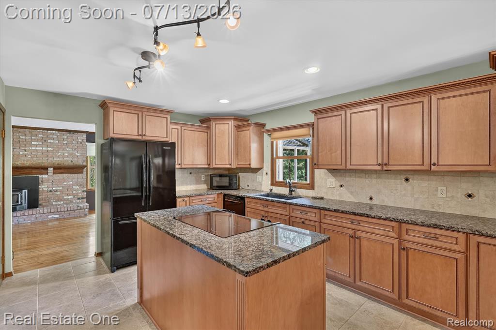 6039 Fish Lake Road, Holly, MI 48442 — Photo 16