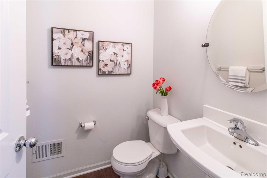 507 Midland Boulevard, 26, Royal Oak, MI 48073 — Photo 18