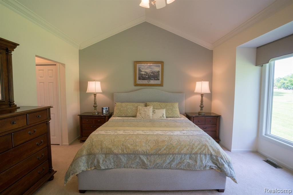 4870 DORAL Drive, Ann Arbor, MI 48108 — Photo 36