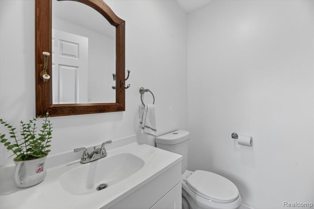 11280 Hegel Road, Goodrich Vlg, MI — Photo 19