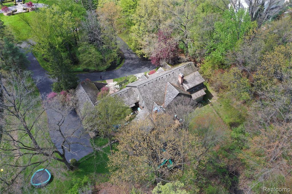 32870 Bingham Lane, Bingham Farms, MI 48025 — Photo 79