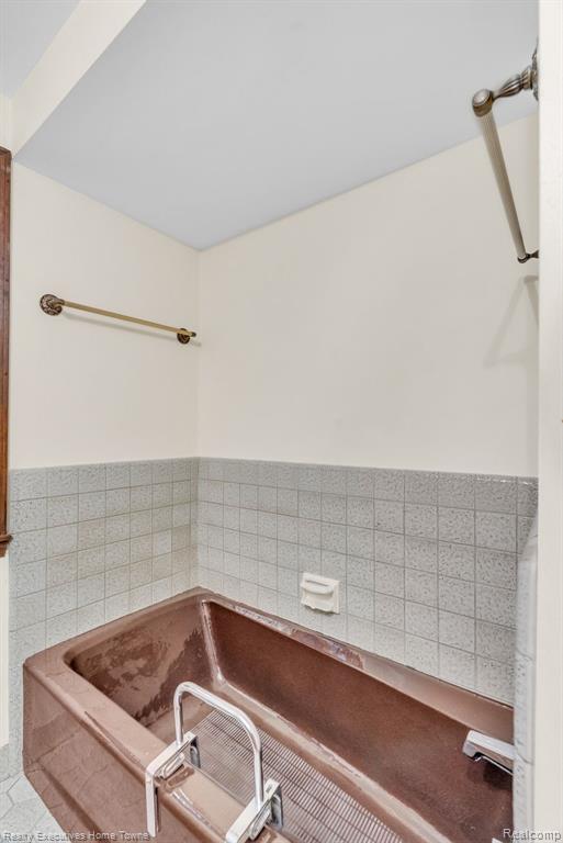 4680 Lakeshore Terrace, Fort Gratiot, MI 48059 — Photo 36