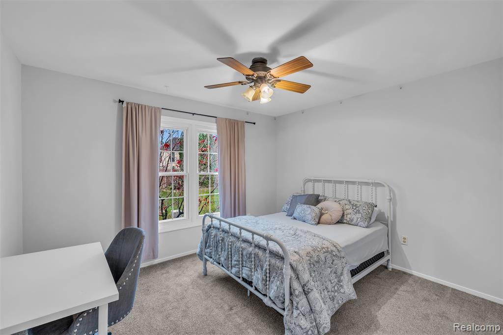 45077 Roundview Drive, Novi, MI — Photo 33