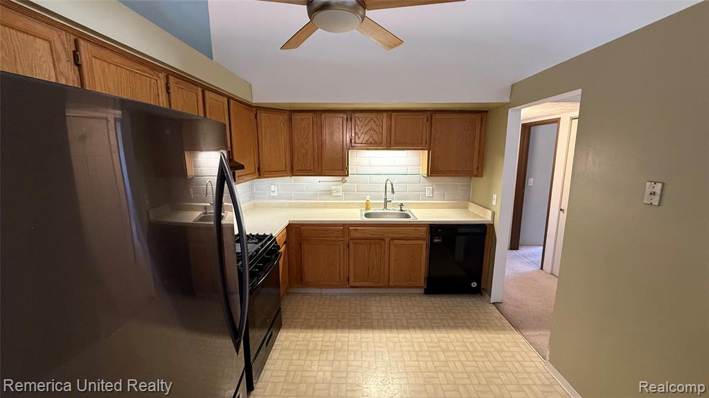 61165 Greenwood Drive, 114, South Lyon, MI 48178 — Photo 9