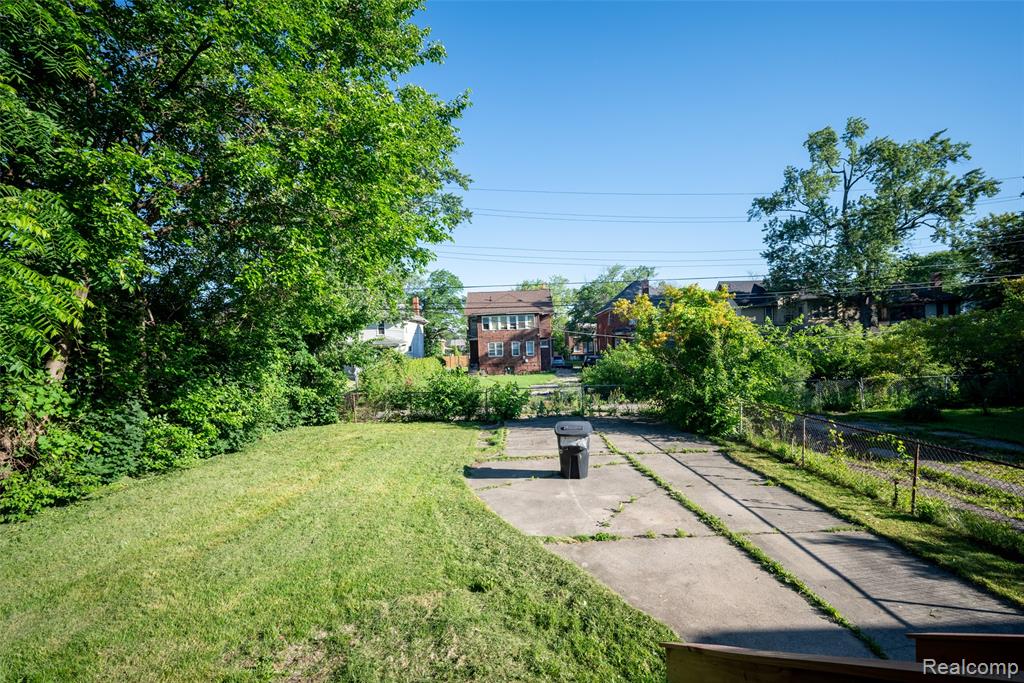 708 Webb Street, Detroit, MI 48202 — Photo 30