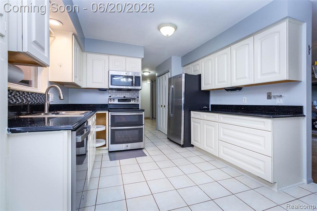 1454 Pine Valley Boulevard, Ann Arbor, MI 48104 — Photo 11