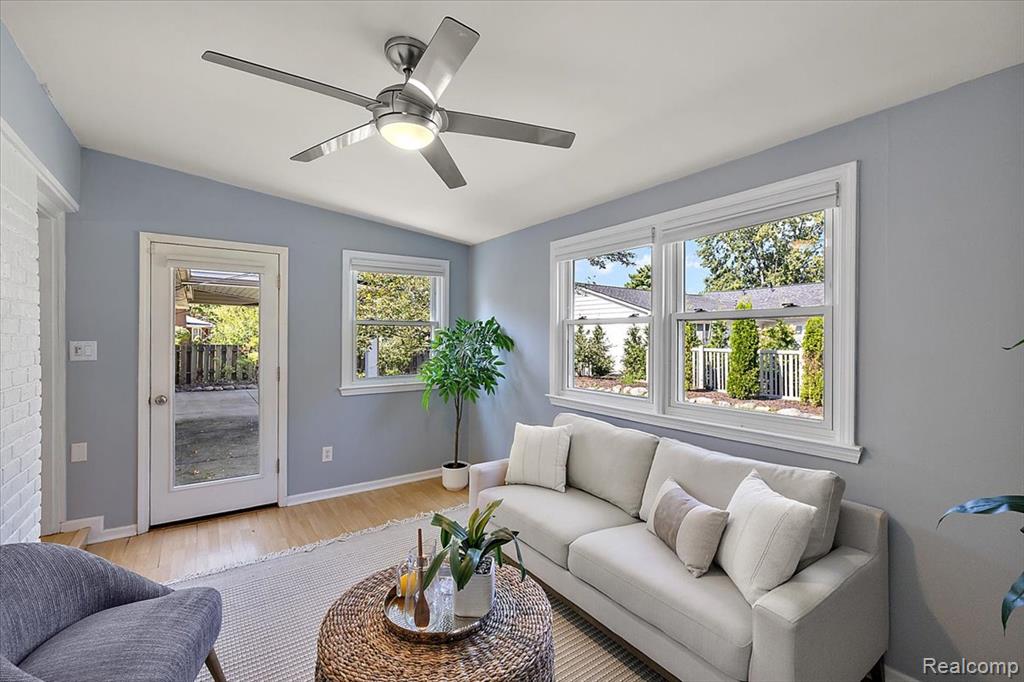 16276 Amherst Avenue S, Beverly Hills, MI 48025 — Photo 15