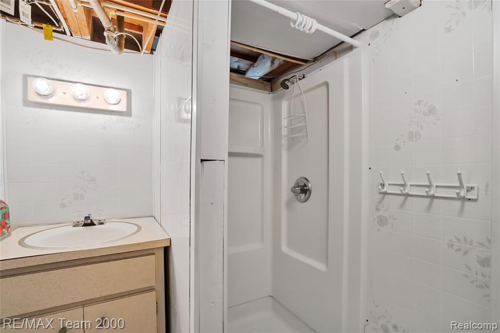 33622 Bock Street, Garden City, MI — Photo 31