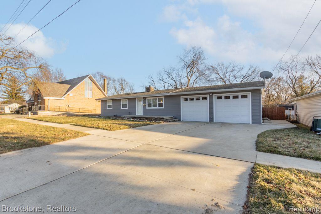406 5TH Street, Fenton, MI 48430 — Photo 3