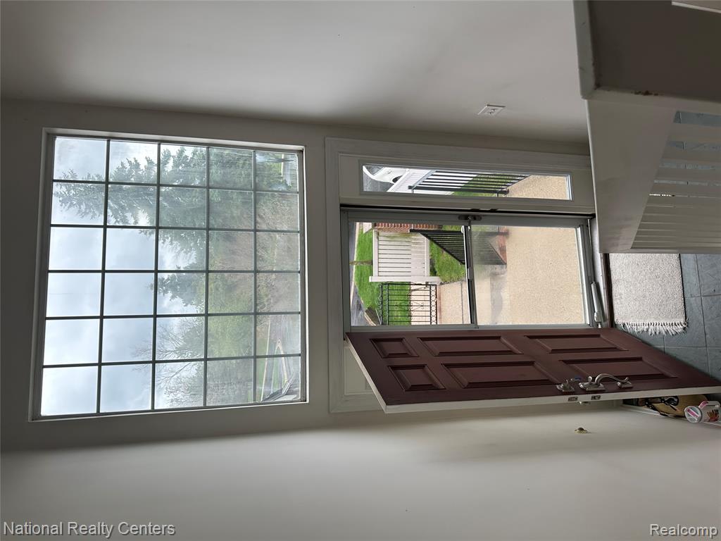 49627 Draper Circle, Plymouth, MI 48170 — Photo 2