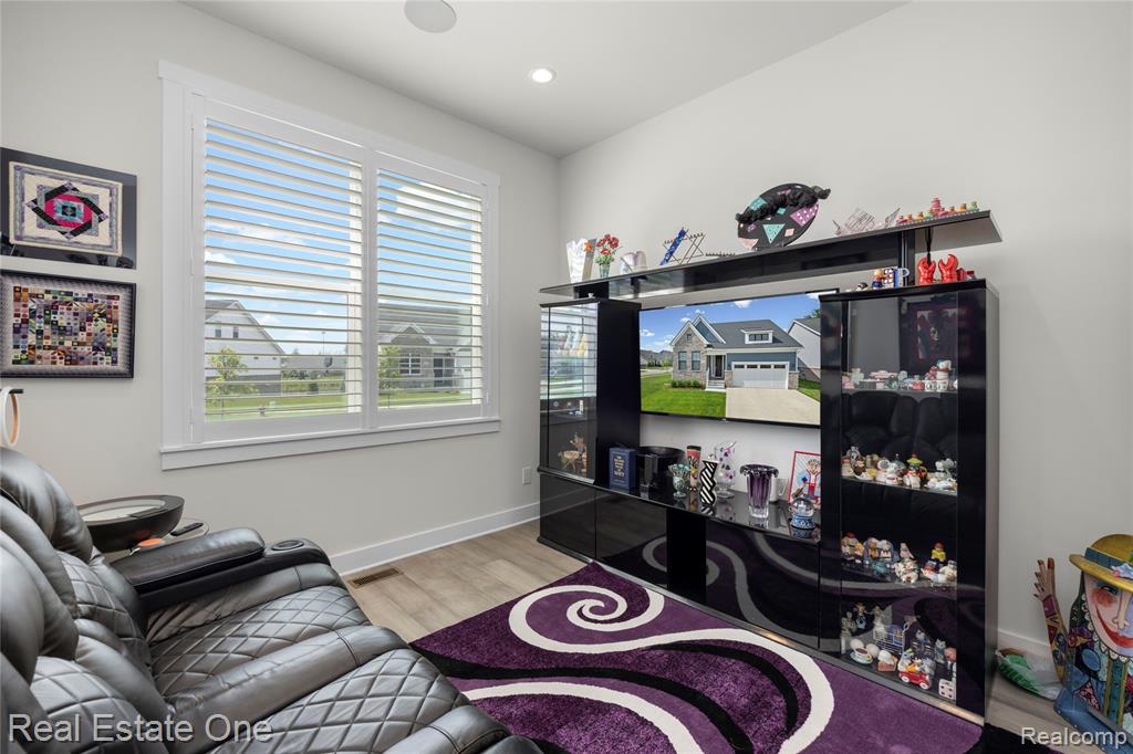 7656 Dunlap Court, West Bloomfield, MI — Photo 24