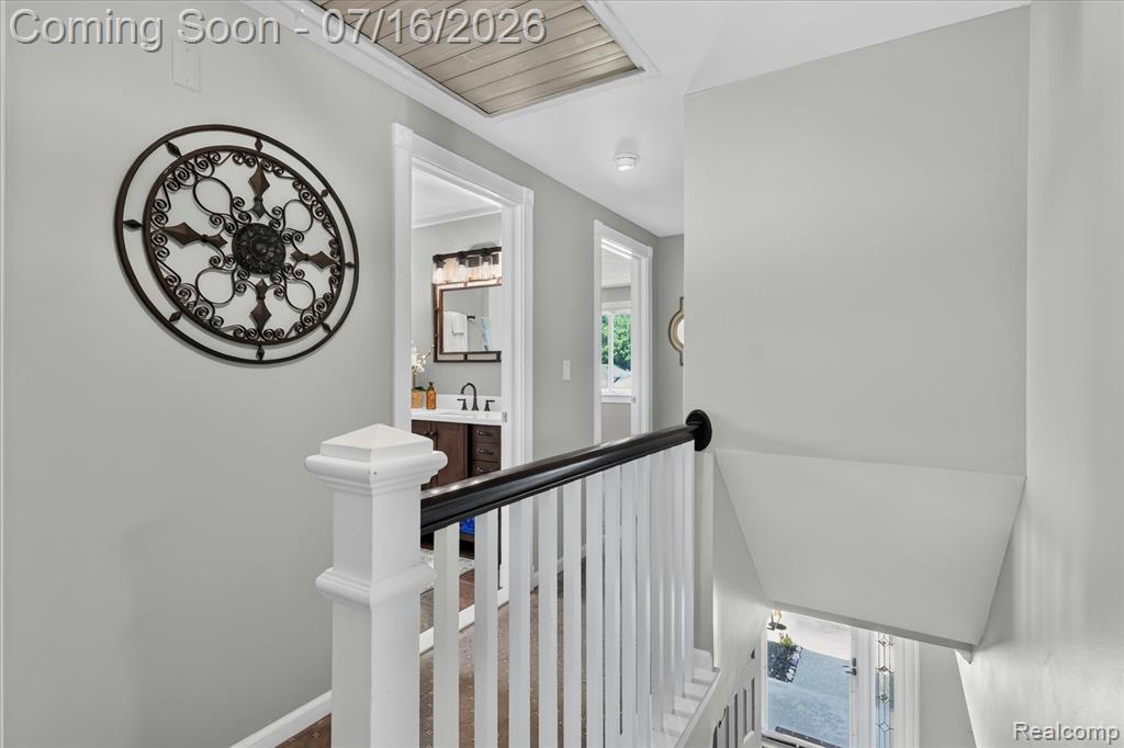 845 Abbey Lane, Milford, MI 48381 — Photo 28