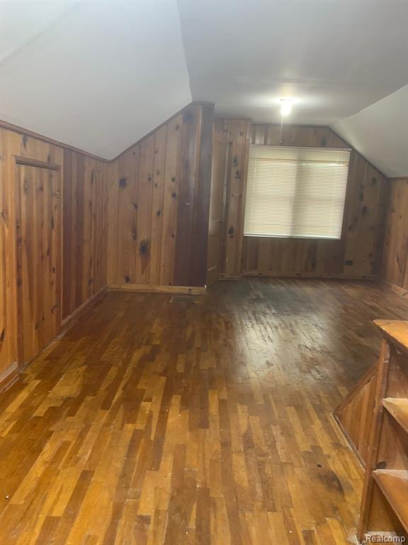 6110 GREENVIEW Avenue, Detroit, MI 48228 — Photo 15
