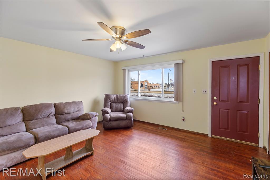 5848 MERRIMAN Road, Garden City, MI — Photo 6