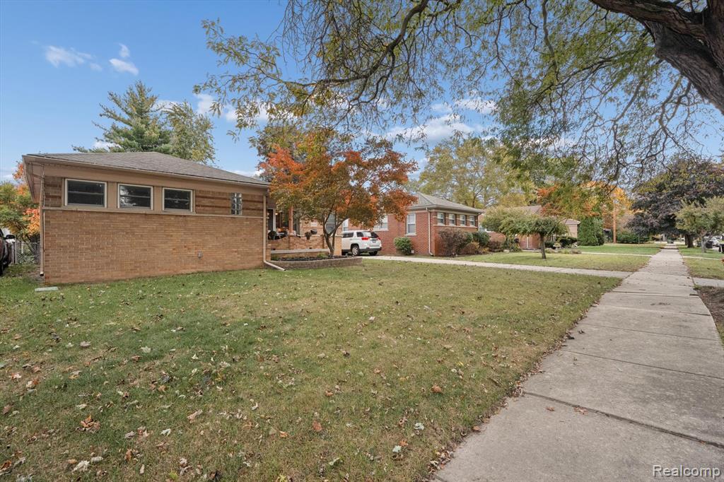 6345 Kolb Avenue, Allen Park, MI 48101 — Photo 2