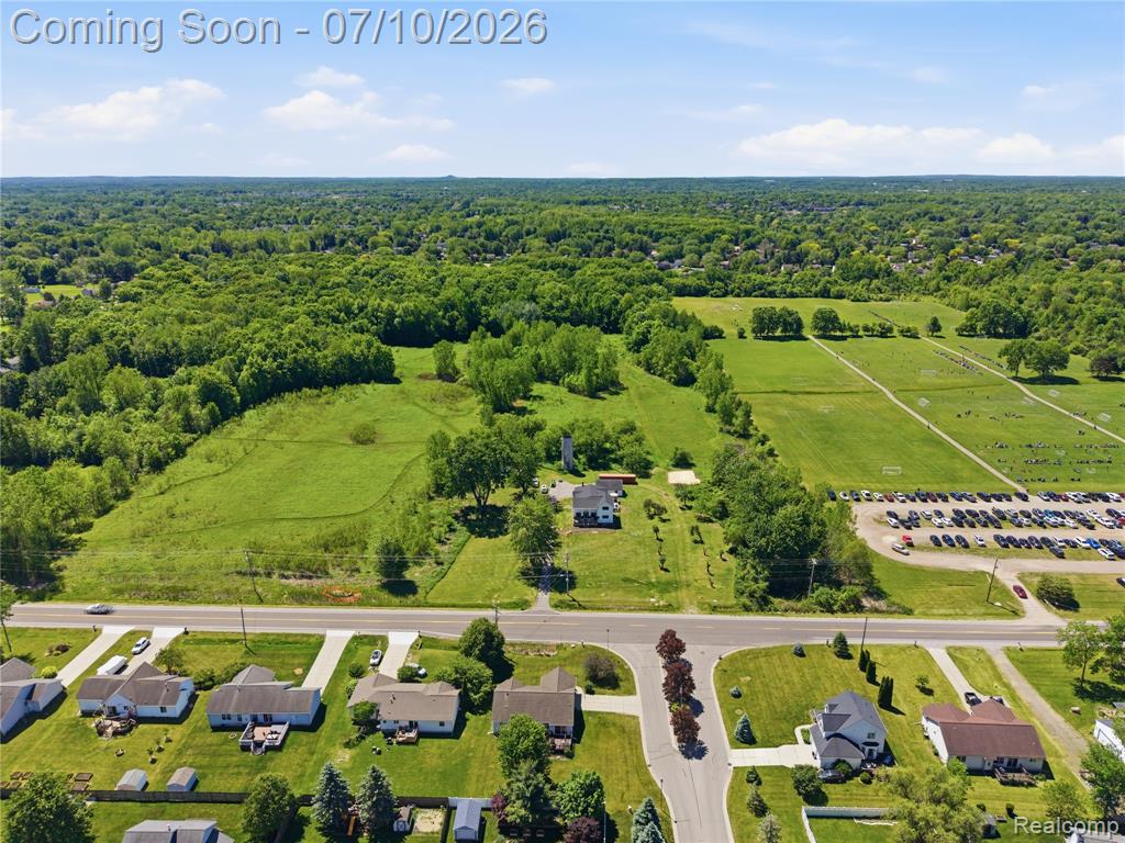 5275 E Maple Avenue, Grand Blanc, MI 48439 — Photo 42