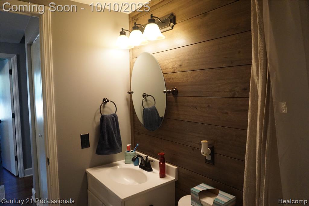 3657 Coleport Street, Orion, MI — Photo 13