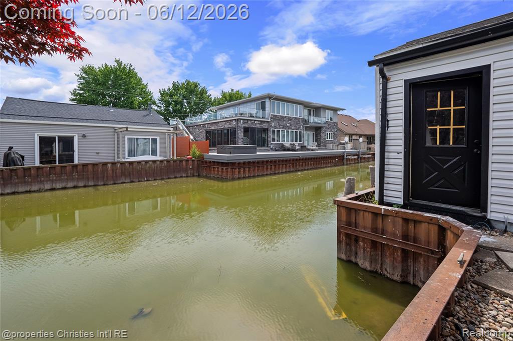 22502 Beach Street, Saint Clair Shores, MI 48081 — Photo 20