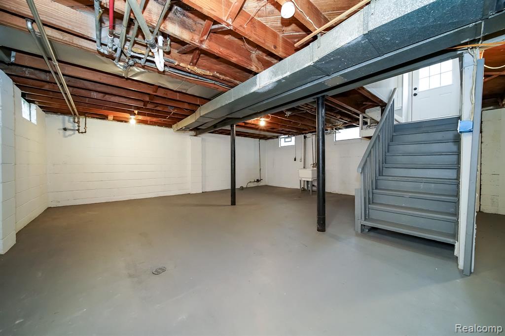 8221 Coolidge, Center Line, MI 48015 — Photo 53