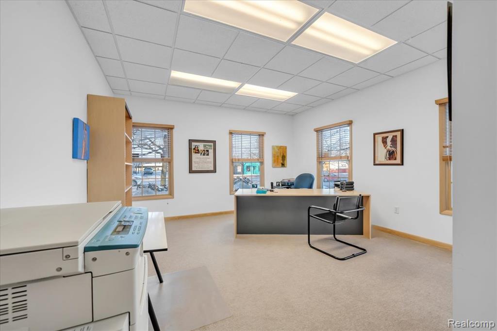 907 W 14 Mile Road, Clawson, MI — Photo 10