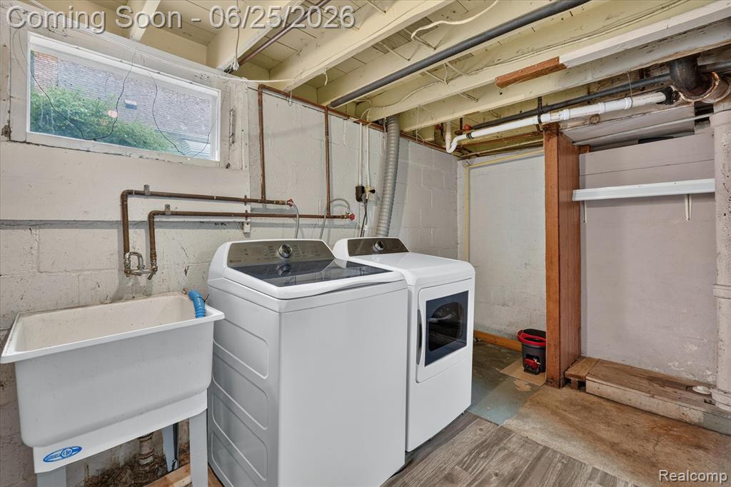 4110 Ogema Avenue, Flint, MI 48507 — Photo 32