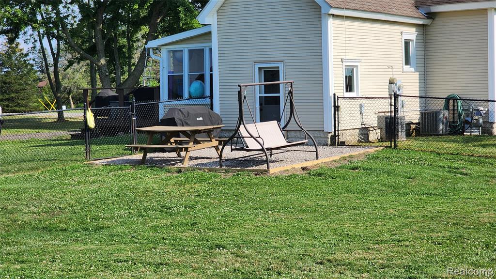 31671 School Section Road, Richmond, MI 48062 — Photo 9