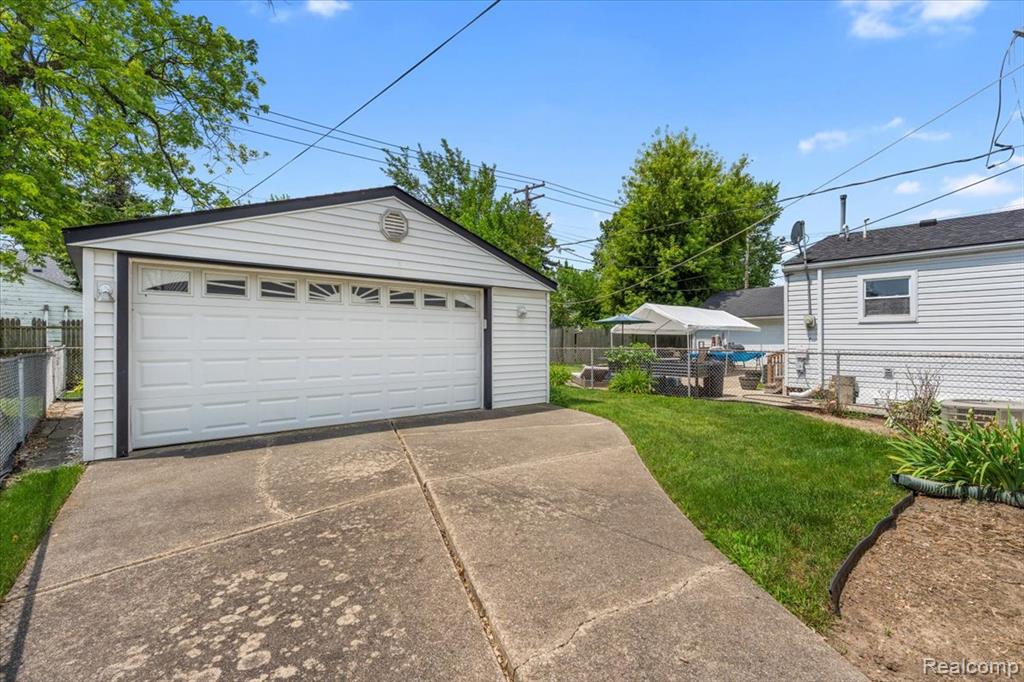 771 Garfield Avenue, Lincoln Park, MI 48146 — Photo 22