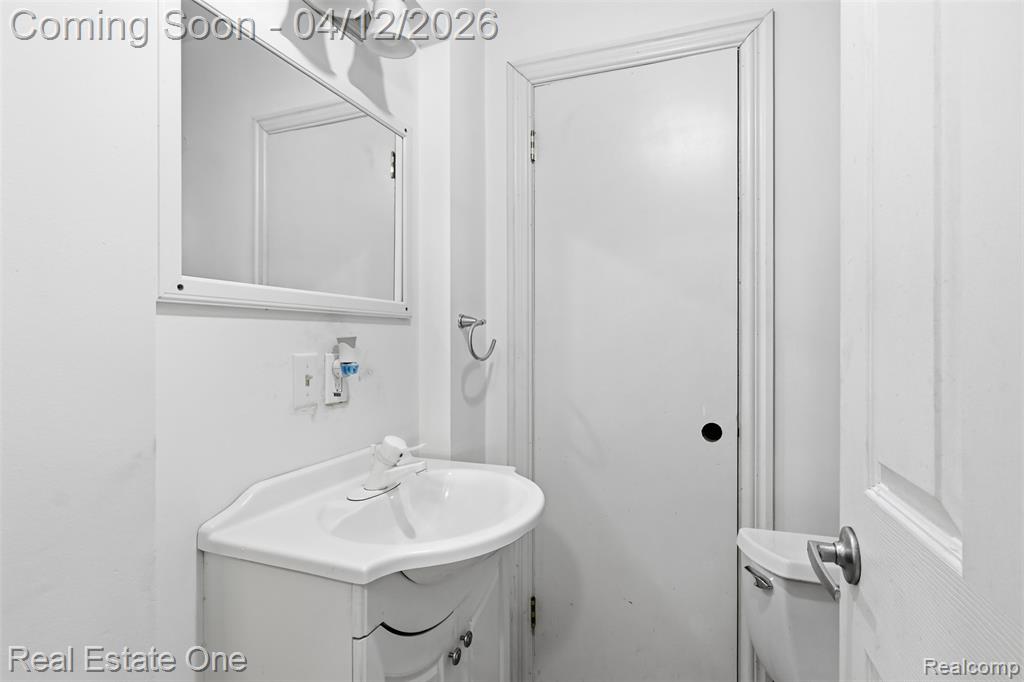 5908 Pine Street, Taylor, MI 48180 — Photo 14