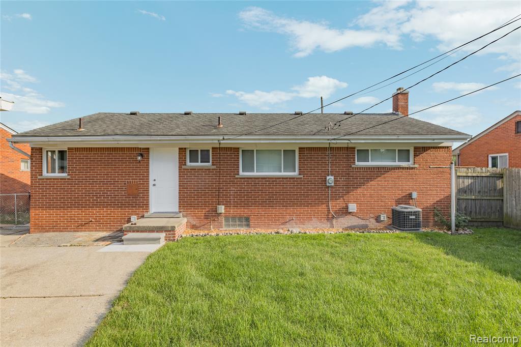 5201 Arden Avenue, Warren, MI 48092 — Photo 35